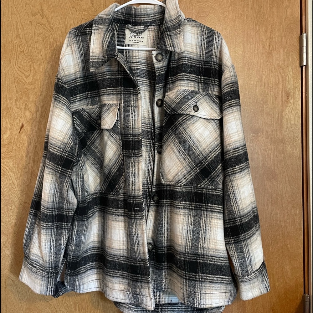 Shacket size xl